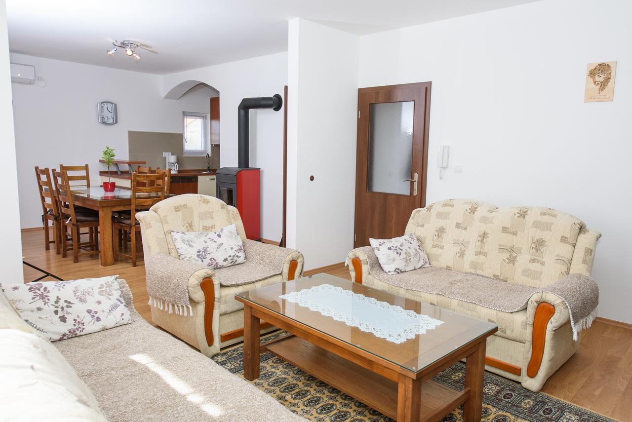 Apartment Drmic Kastela Exterior photo